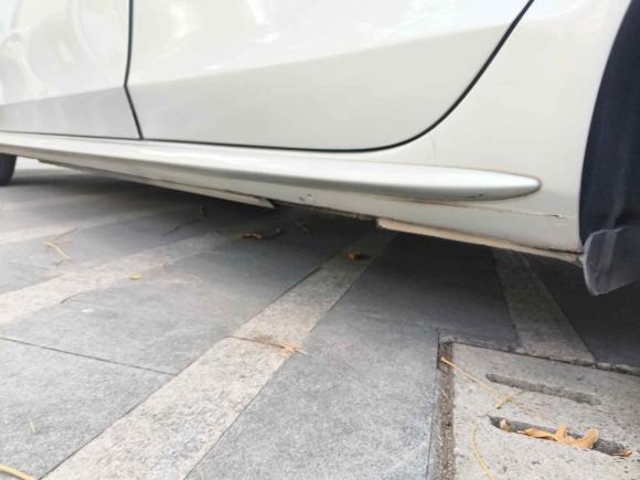 [上海·沪M] 二手奥迪奥迪A4L2012款 2.0 TFSI 自动标准型