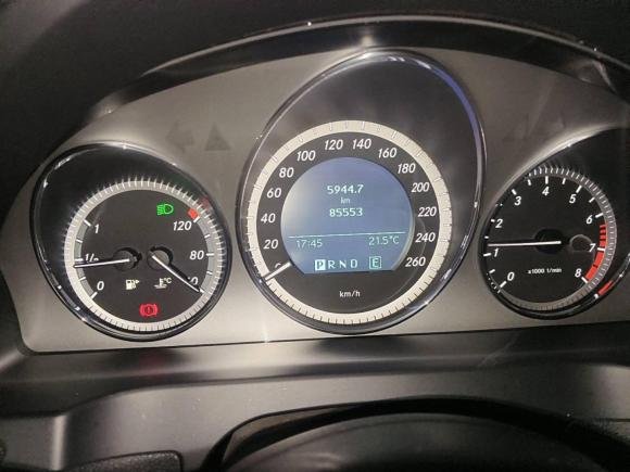 [西安·陕A] 二手奔驰奔驰C级2010款 C 200 CGI旅行版