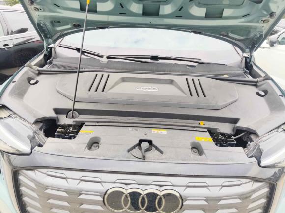 [上海·沪A] 二手奥迪奥迪Q5 e-tron2023款 40 e-tron 星耀型 机甲套装