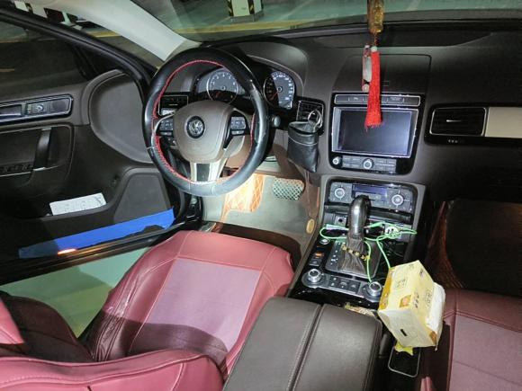 [无锡·苏B] 二手大众途锐2018款 3.0TSI 荣耀典藏版