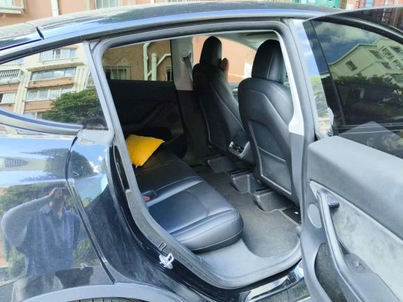 [上海·沪A] 二手特斯拉Model Y2022款 后轮驱动版