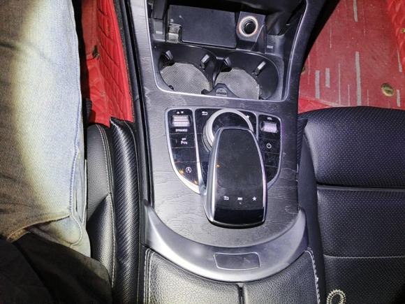 [合肥·皖A] 二手奔驰奔驰C级2018款 C 200 L 运动版