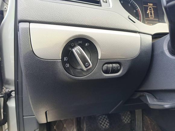 [成都·川A] 二手大众速腾2012款 1.4TSI 手动豪华型