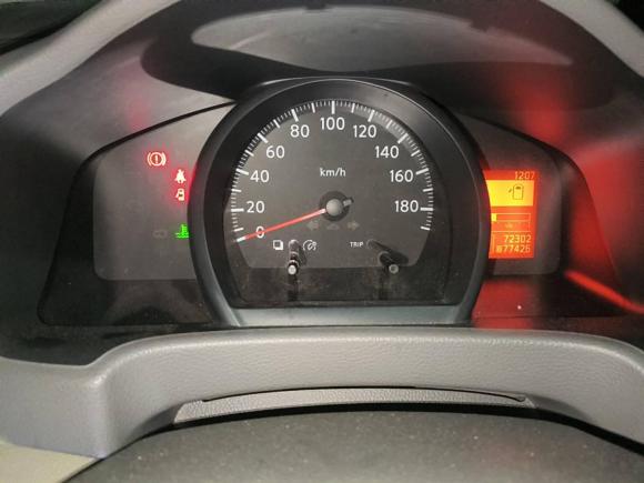 [杭州·粤B] 二手日产日产NV2002014款 1.6L CVT尊享型 国IV