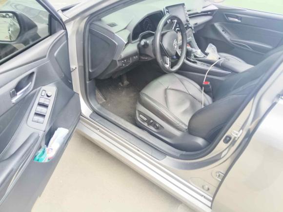 [广州·粤A] 二手丰田亚洲龙2019款 双擎 2.5L 豪华版 国VI