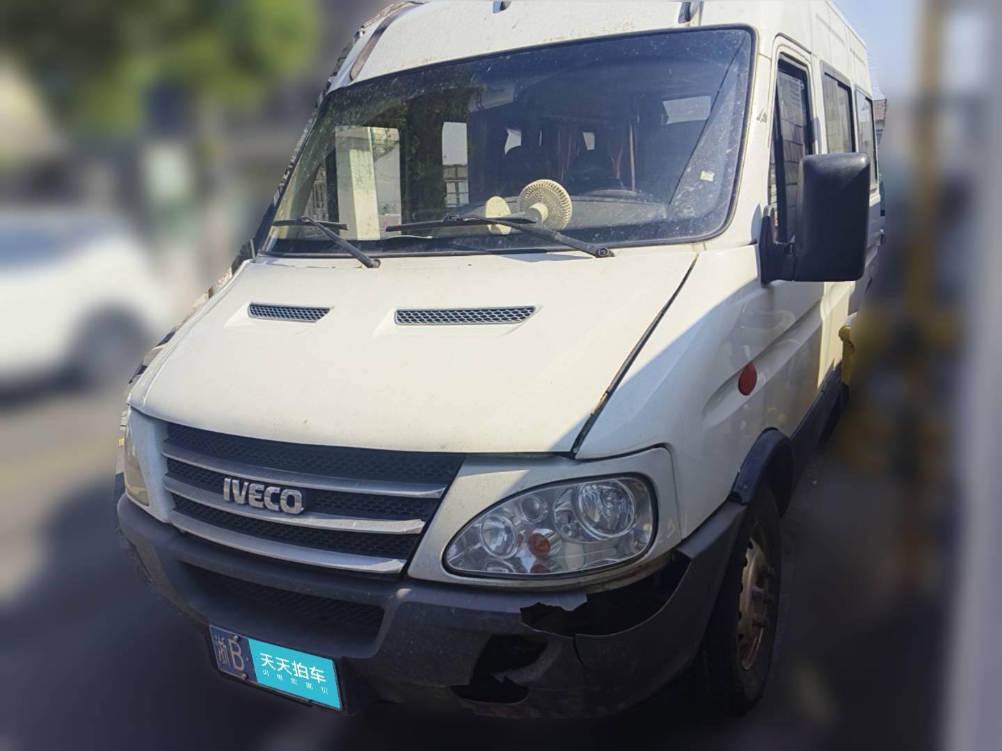 [宁波·浙B] 依维柯依维柯褒迪2009款 3.0T-A36基本型