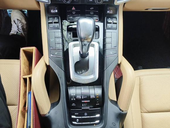 [上海·沪B] 二手保时捷Cayenne2015款 Cayenne 3.0T