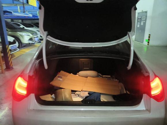 [南京·皖P] 二手雪铁龙雪铁龙C52014款 2.0L 自动尊享型