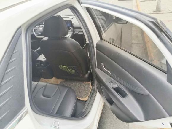 [成都·川G] 二手现代伊兰特2021款 1.5L CVT GLX精英版