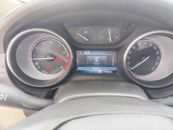 [青岛·鲁B] 二手别克威朗2015款 三厢 15S 自动领先型