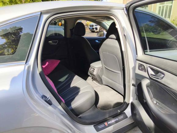 [上海·沪A] 二手荣威荣威D72025款 DMH 125km 世界冠军卓越版