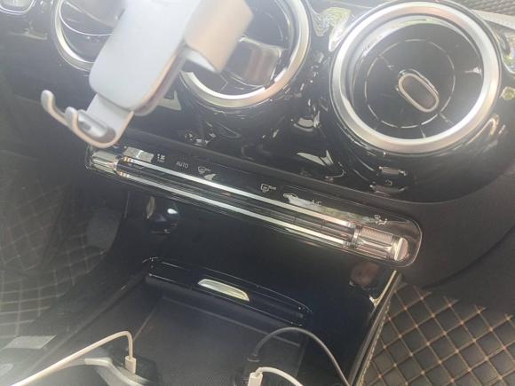 [成都·川A] 二手奔驰奔驰A级2019款 A 180 L 运动轿车