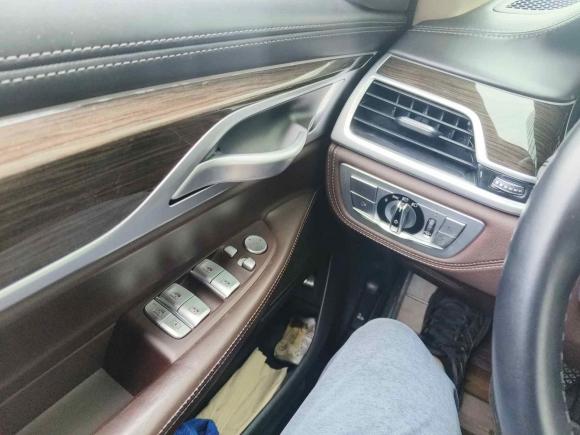 [上海·苏F] 二手宝马宝马7系2019款 改款 730Li 豪华套装