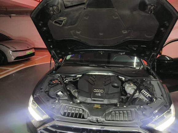 [深圳·粤B] 二手奥迪奥迪A82021款 A8L 50 TFSI quattro 豪华型