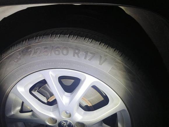 [武汉·鄂A] 二手Jeep自由光2017款 2.4L 领先版