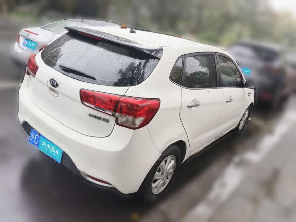 [杭州·沪C] 二手起亚起亚K22015款 两厢 1.4L AT GLS炫酷版