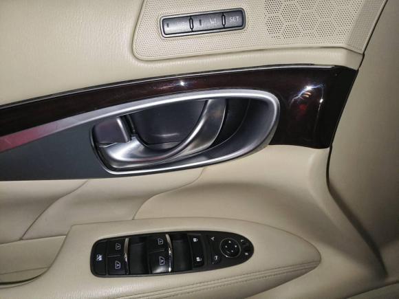 [义乌·浙G] 二手英菲尼迪英菲尼迪Q702013款 Q70L 2.5L 舒适版