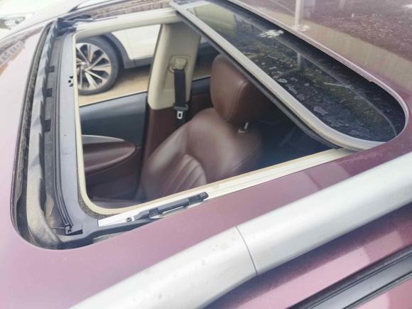 [无锡·苏B] 二手英菲尼迪英菲尼迪QX502015款 2.5L 悦享版