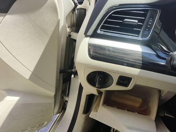 [义乌·浙G] 二手大众凌渡2015款 280TSI DSG舒适版