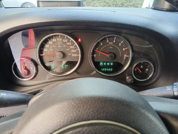 [上海·沪A] 二手Jeep牧马人2013款 3.6L Sahara 两门版