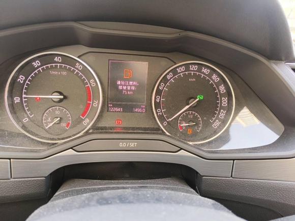 [南通·苏F] 二手斯柯达速派2016款 TSI330 DSG创行版