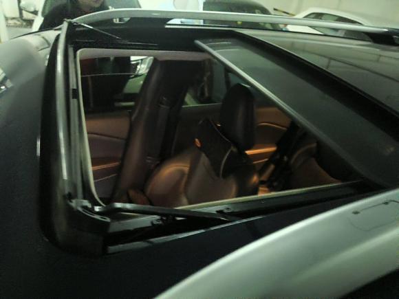 [武汉·鄂A] 二手Jeep自由光2017款 2.4L 领先版