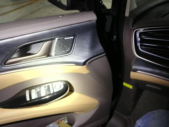 [苏州·苏E] 二手腾势腾势D92022款 DM-i 1040 尊贵型