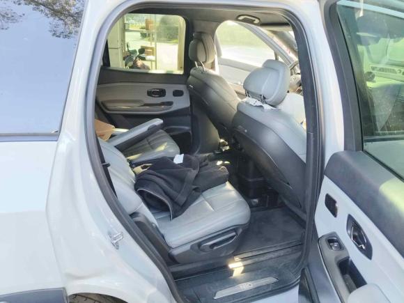 [上海·沪A] 二手蔚来蔚来ES82020款 415KM 六座版