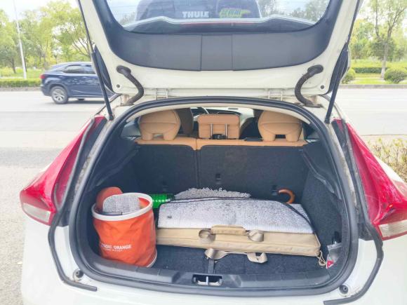 [上海·沪A] 二手沃尔沃沃尔沃V402018款 T3 智逸版