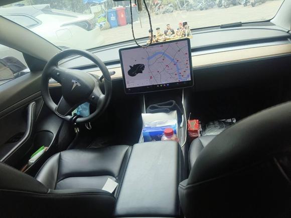 [上海·沪A] 二手特斯拉Model 32019款 标准续航后驱升级版