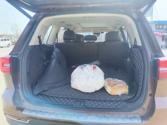 [青岛·苏J] 二手荣威荣威RX82018款 30T 智联网两驱至尊版