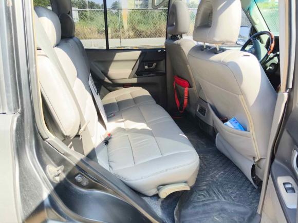 [广州·粤A] 二手三菱帕杰罗2006款 3.0L AT GLS