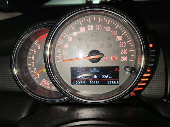 [常州·苏D] 二手MINIMINI2015款 1.5T COOPER Excitement 五门版