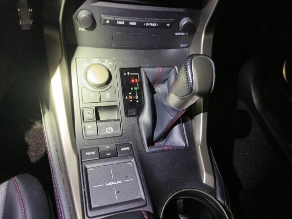 [上海·沪B] 二手雷克萨斯雷克萨斯NX2016款 200t 全驱 F SPORT