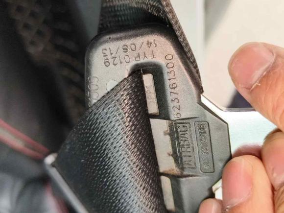 [青岛·鲁B] 二手宝马宝马3系2013款 316i 运动设计套装