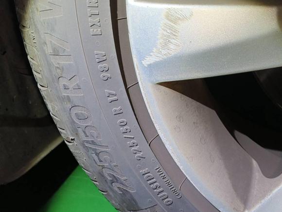 [苏州·苏E] 二手标致标致30082015款 2.0L 自动潮流版