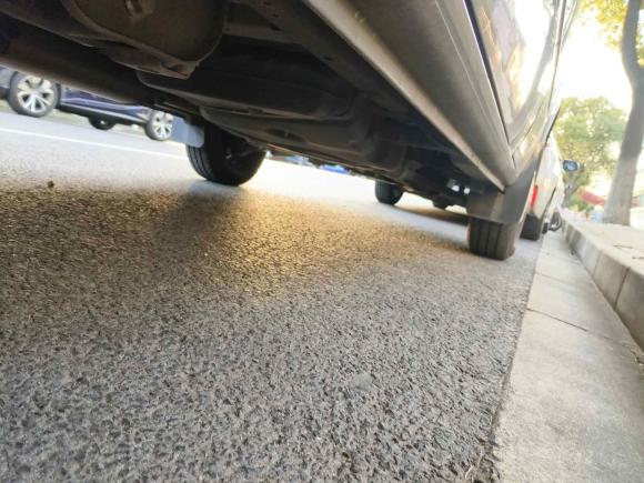 [上海·沪B] 二手上汽大通MAXUS新途V802015款 2.5T 手动傲运通版短轴中顶