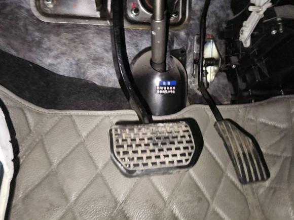 [杭州·浙A] 二手铃木雨燕2013款 1.5L 自动标准版