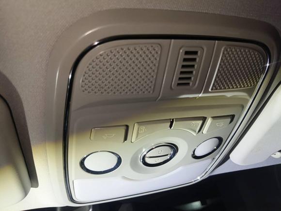 [杭州·赣H] 二手哈弗哈弗H62015款 运动版 1.5T 自动两驱豪华型