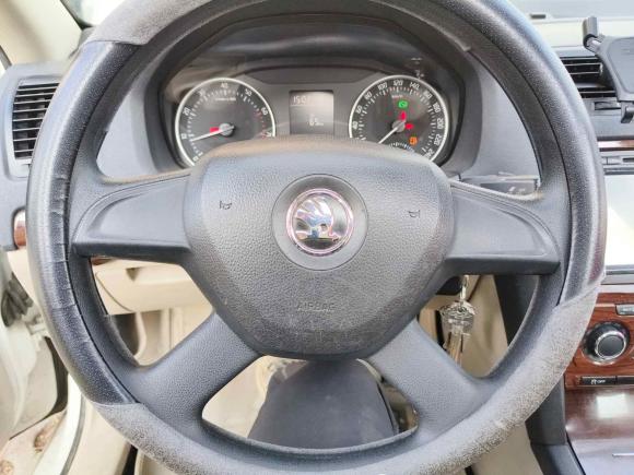 [武汉·鄂A] 二手斯柯达明锐2014款 1.6L 自动逸俊版