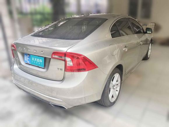 [佛山·粤E] 二手沃尔沃沃尔沃S602014款 S60L T5 智驭版