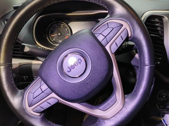 [成都·川A] 二手Jeep自由光2014款 2.4L 都市版