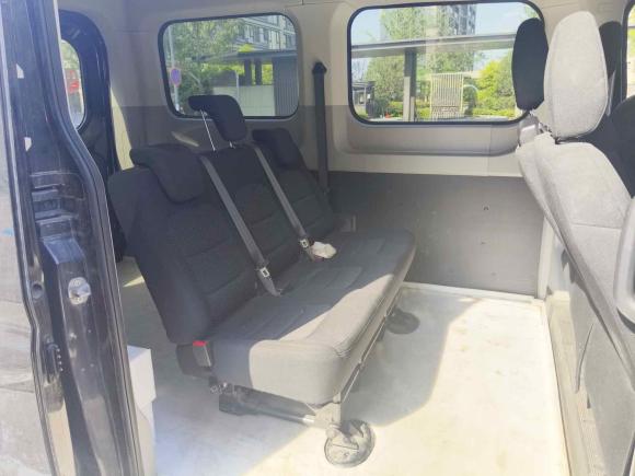 [宁波·浙B] 二手上汽大通MAXUS新途V902022款 2.0T手动运杰前驱短轴中顶后单胎6座