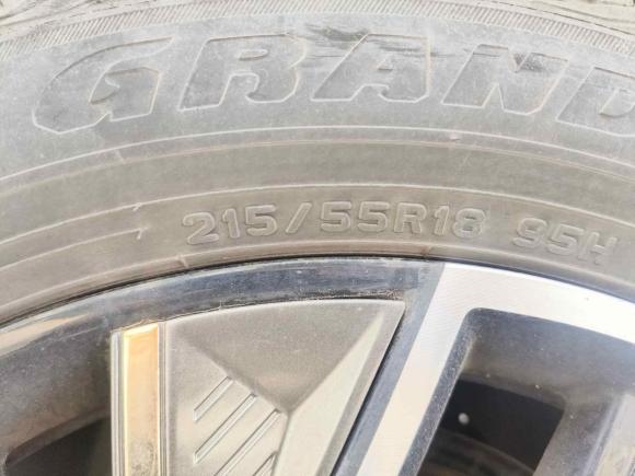 [成都·川G] 二手东风风行风行游艇2022款 1.5T DCT逐浪版