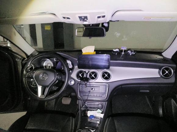 [上海·苏E] 二手奔驰奔驰GLA2016款 GLA 200 动感型