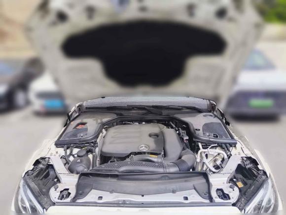 [南京·苏A] 二手奔驰奔驰E级2019款 改款 E 300 L 运动豪华型