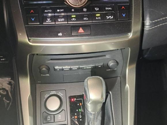 [成都·川A] 二手雷克萨斯雷克萨斯NX2015款 200 前驱 锋行版