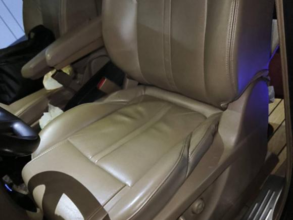 [成都·川A] 二手别克别克GL82018款 ES 28T 豪华型 国VI