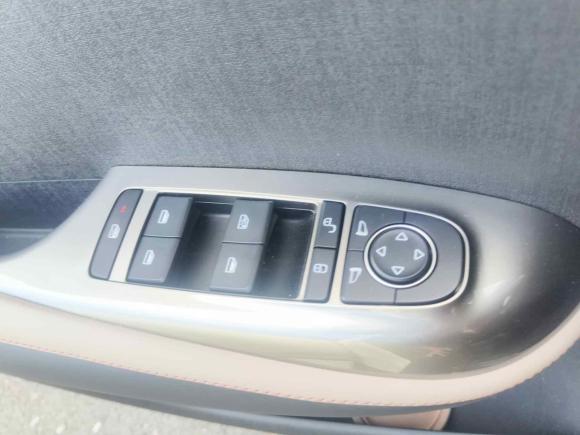 [深圳·粤B] 二手比亚迪海豚2023款 420km 自由版