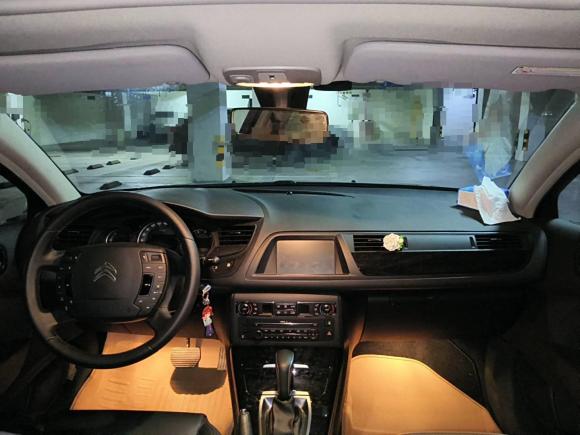 [武汉·鄂A] 二手雪铁龙雪铁龙C52014款 2.0L 自动尊享型